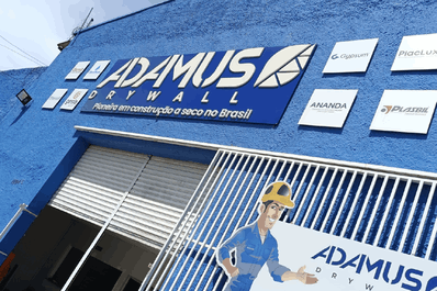 Fachada Adamus 1200x800 (1)
